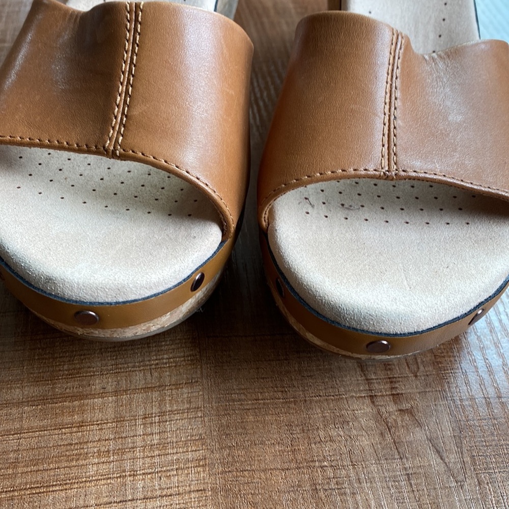 Clarks Tan Leather Wedge Sandals - Picture 4 of 4